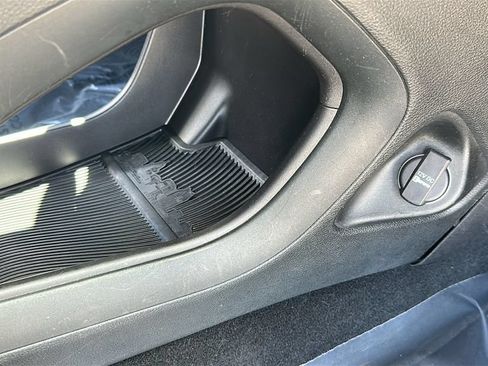 Used 2015 Chrysler 200 Limited w/ Convenience Group FWD image 30