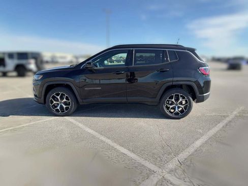 New 2026 Jeep Compass Limited image 6
