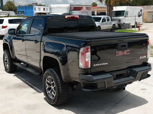 Used 2017 GMC Canyon SLE w/ All Terrain X Package AWD/4WD image 4