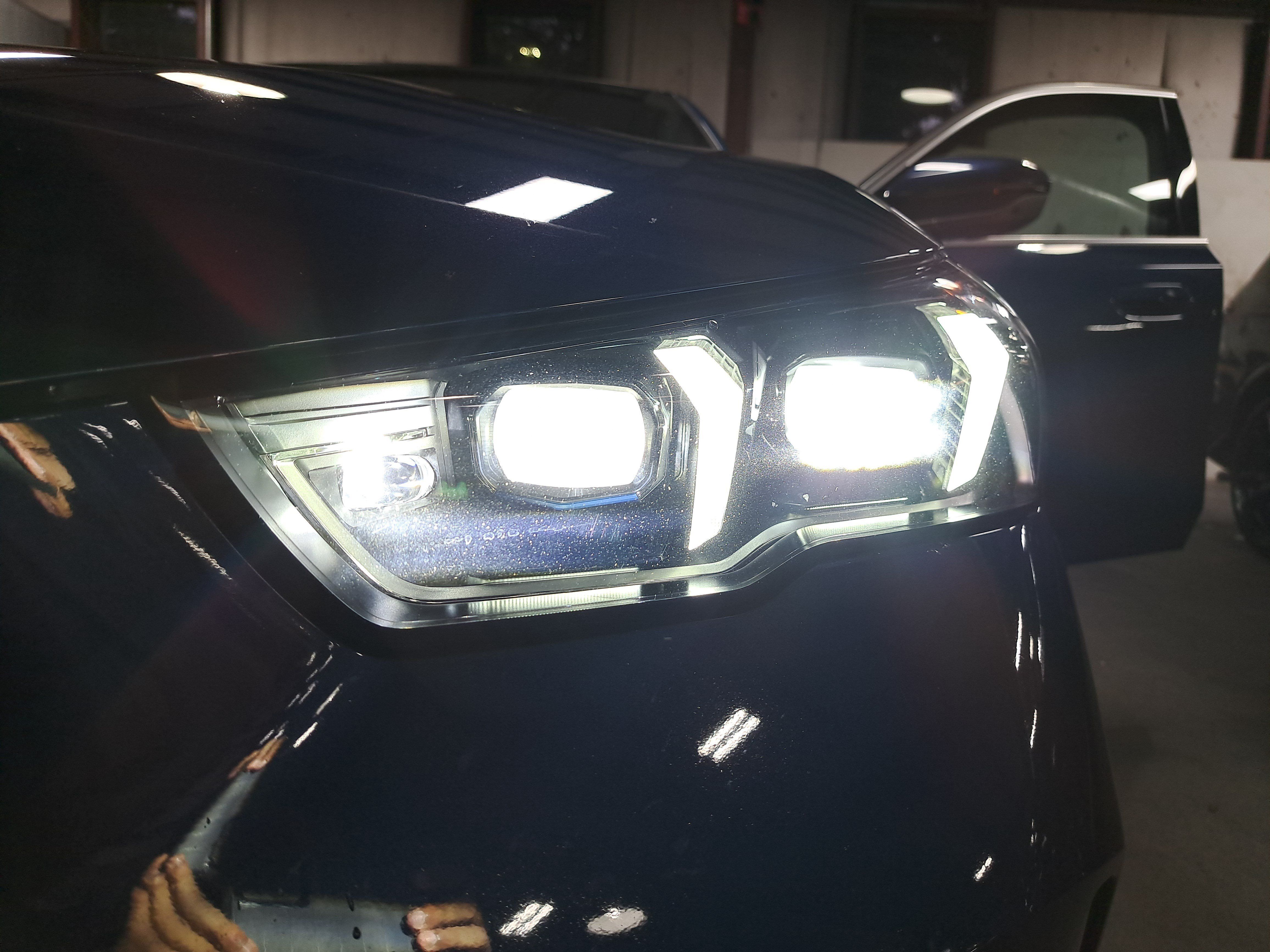 Certified 2026 BMW 530i w/ Premium Package RWD image 33