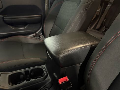 Used 2020 Jeep Gladiator Rubicon w/ Cold Weather Group image 20