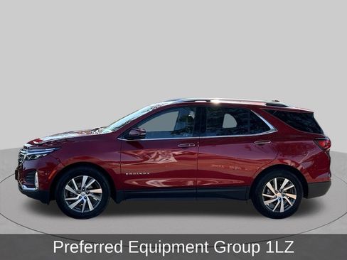 Used 2023 Chevrolet Equinox Premier FWD image 2