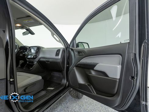 Used 2020 Chevrolet Colorado W/T w/ WT Convenience Package RWD image 40