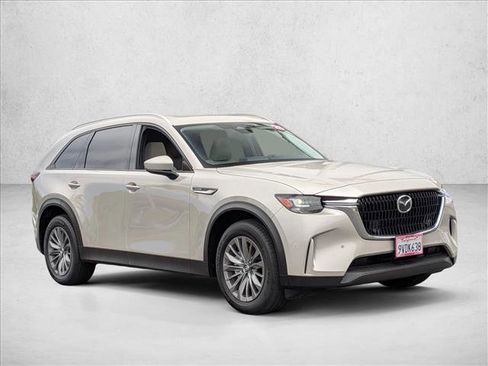 Used 2025 MAZDA CX-90 3.3 Turbo w/ Preferred Package AWD/4WD image 3