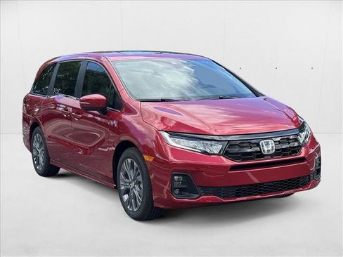 New 2026 Honda Odyssey Touring image 7