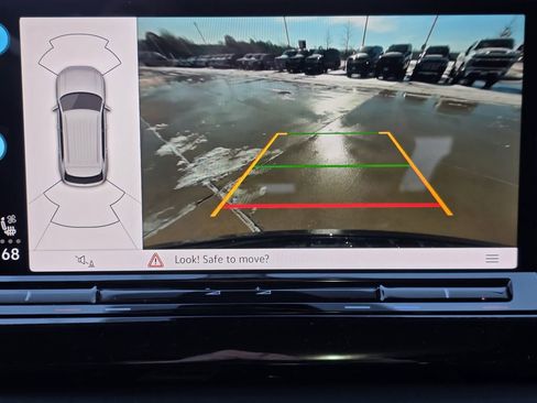 New 2026 Volkswagen Atlas Cross Sport SE image 14