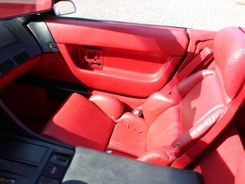 Used 1992 Chevrolet Corvette Convertible RWD image 22