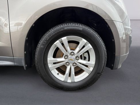 Used 2011 Chevrolet Equinox LT w/ Driver Convenience Package image 9