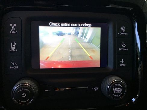 Used 2018 Jeep Compass Latitude AWD/4WD image 21
