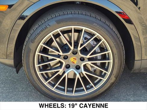 Used 2021 Porsche Cayenne AWD/4WD image 9