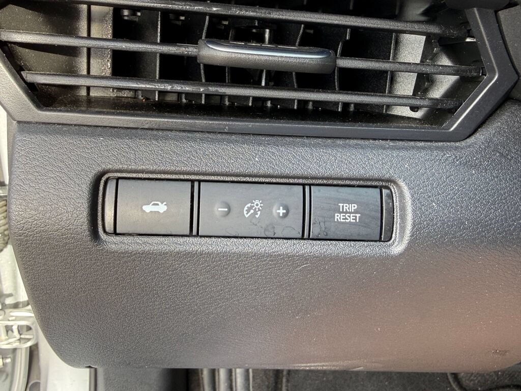 Used 2024 Nissan Altima 2.5 S FWD image 29
