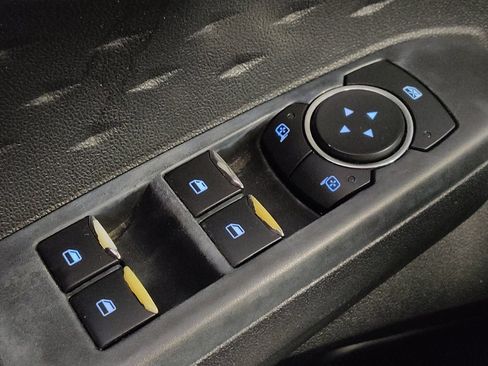 Used 2020 Ford Escape SE FWD image 27