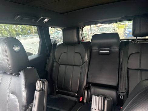 Used 2016 Land Rover Range Rover Sport Supercharged AWD/4WD image 11