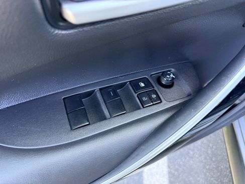 Used 2022 Toyota Corolla XSE w/ Carpet Mat Package (TMS) FWD image 23