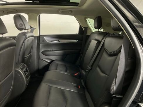 Used 2017 Cadillac XT5 Luxury w/ Driver Awareness Package image 31