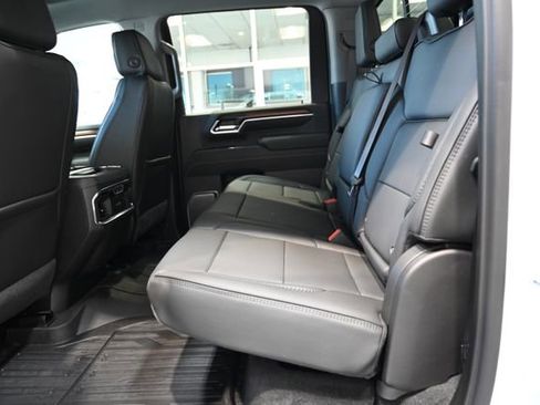 New 2026 GMC Sierra 3500 Denali w/ LPO, Black Badging Package AWD/4WD image 15