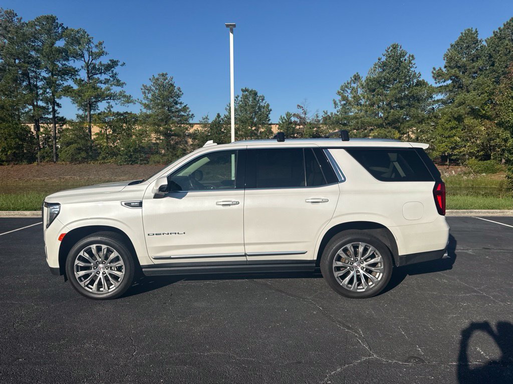 Used 2022 GMC Yukon Denali AWD/4WD image 8