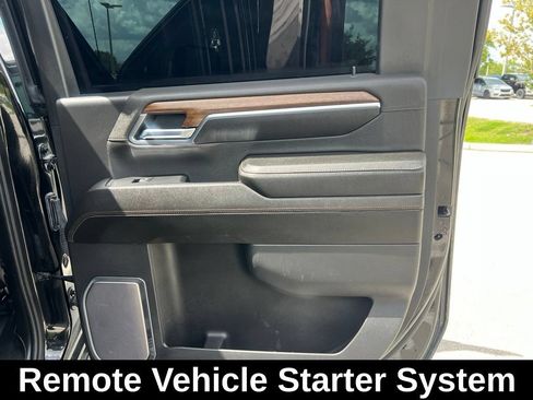 Used 2024 Chevrolet Silverado 3500 High Country w/ High Country Premium Package AWD/4WD image 19