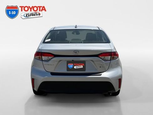 Certified 2026 Toyota Corolla LE FWD image 4