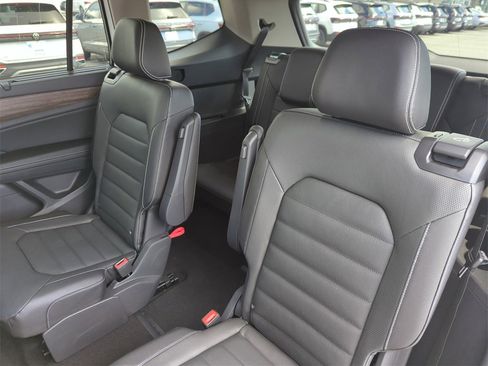 New 2026 Volkswagen Atlas SEL image 26
