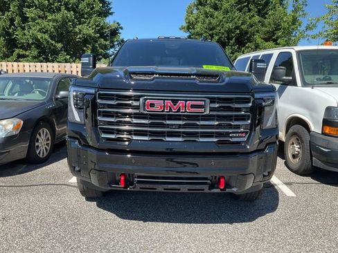 Used 2026 GMC Sierra 2500 AT4 w/ AT4 Premium Plus Package AWD/4WD image 2