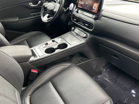 Used 2023 Hyundai Kona Limited image 33