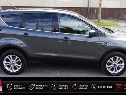 Used 2019 Ford Escape SE AWD/4WD image 5