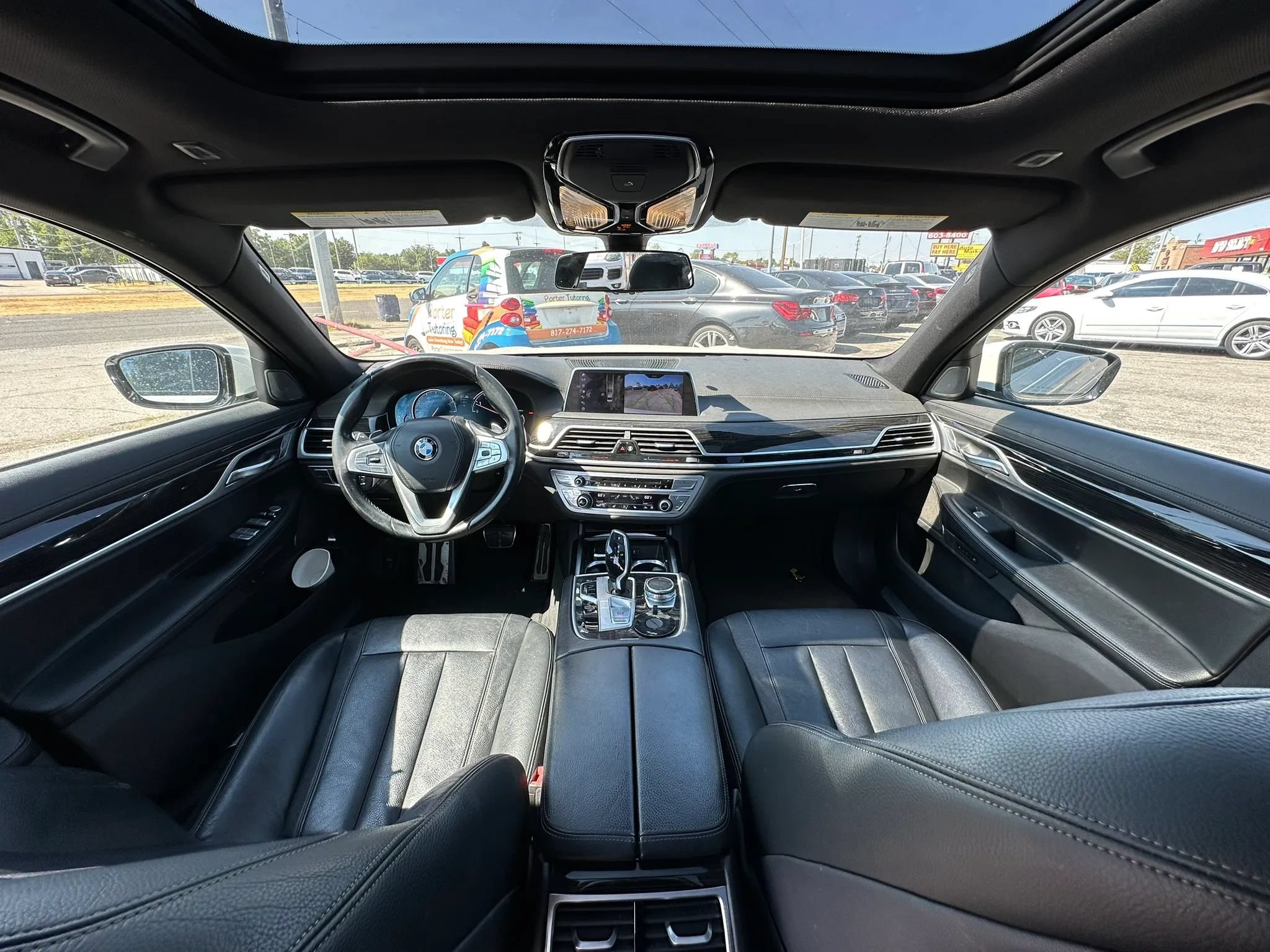 Used 2019 BMW 740i w/ M Sport Package RWD image 2