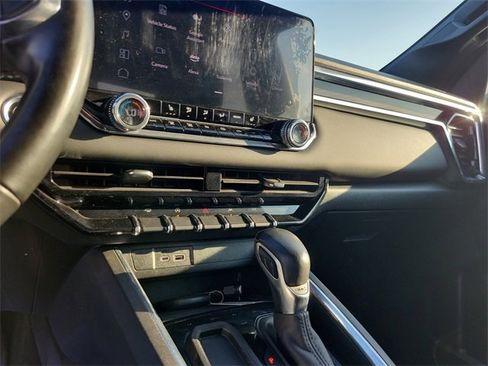 Used 2024 GMC Canyon Elevation w/ Convenience Package image 23