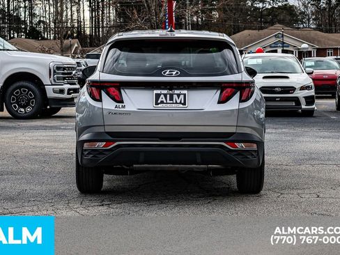 Used 2024 Hyundai Tucson SE image 11