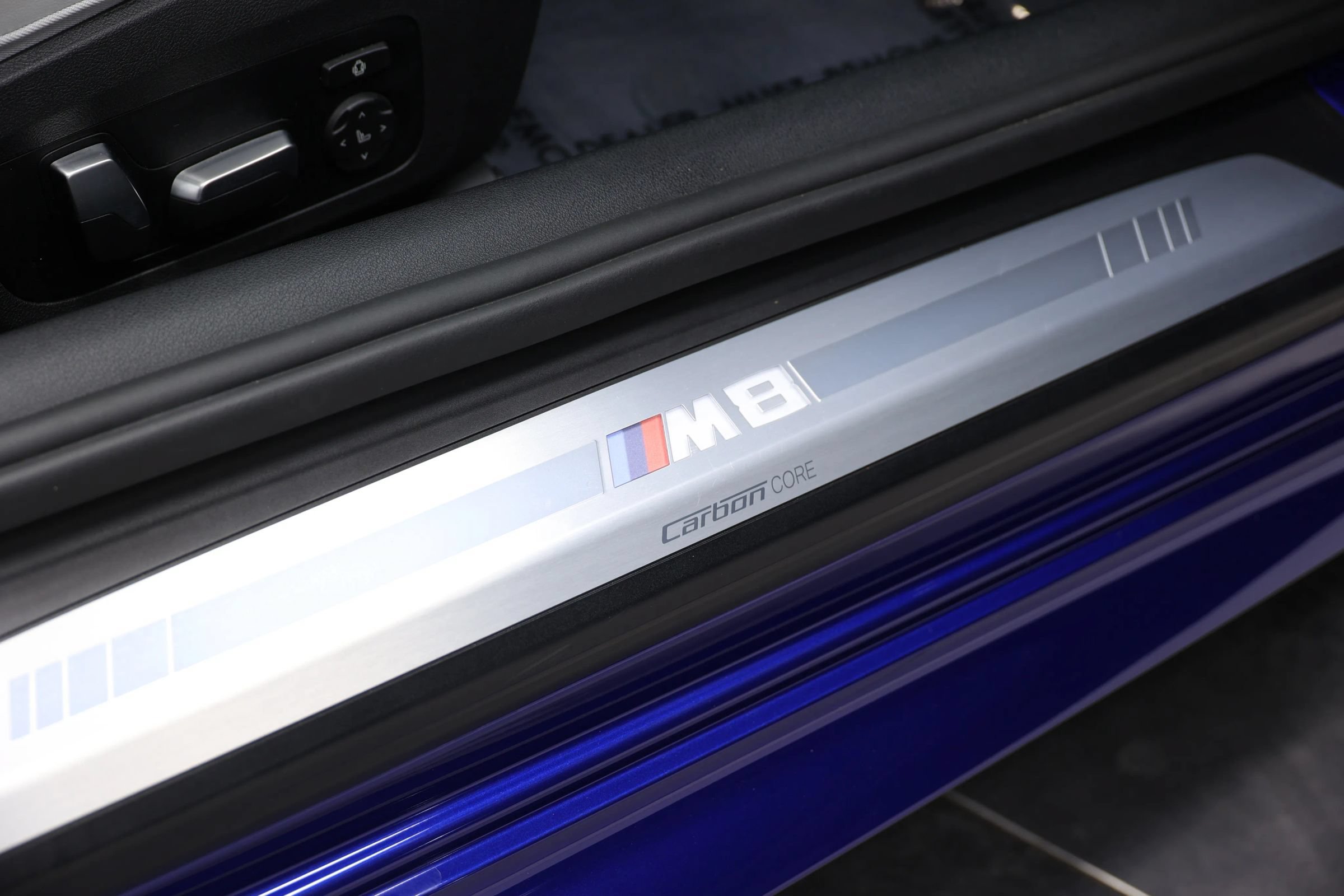 Used 2020 BMW M8 Convertible w/ M Carbon Exterior Package AWD/4WD image 81