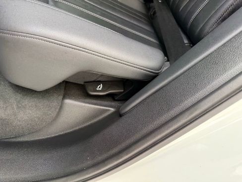 Used 2023 Audi Q5 2.0T Premium Plus image 17