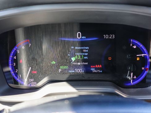 Used 2021 Toyota Corolla LE w/ Carpet Mat Package (TMS) FWD image 19