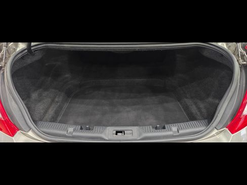 Used 2016 Lincoln MKS AWD w/ Equipment Group 101A image 34