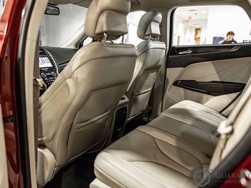 Used 2018 Lincoln MKC Reserve w/ Lincoln MKC Climate Package image 33