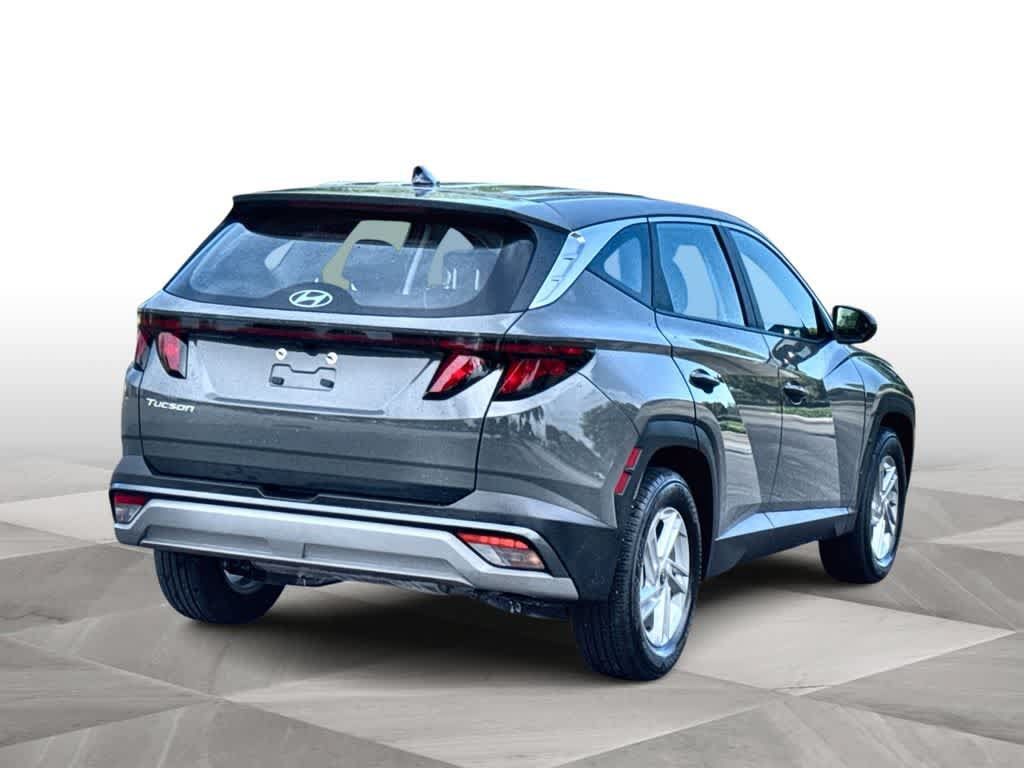 Used 2026 Hyundai Tucson SE FWD image 8