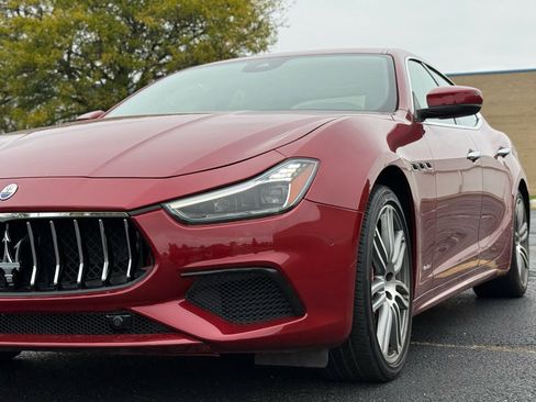 Used 2018 Maserati Ghibli S GranSport image 5