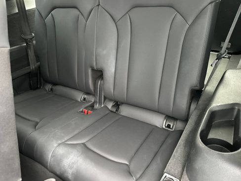 Used 2025 Audi Q7 3.0T Premium Plus image 16