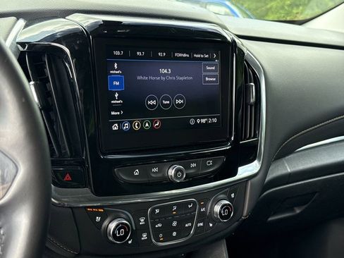 Used 2020 Chevrolet Traverse Premier w/ Redline Edition FWD image 34