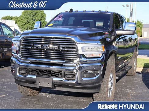 Used 2023 RAM 2500 Laramie AWD/4WD image 11