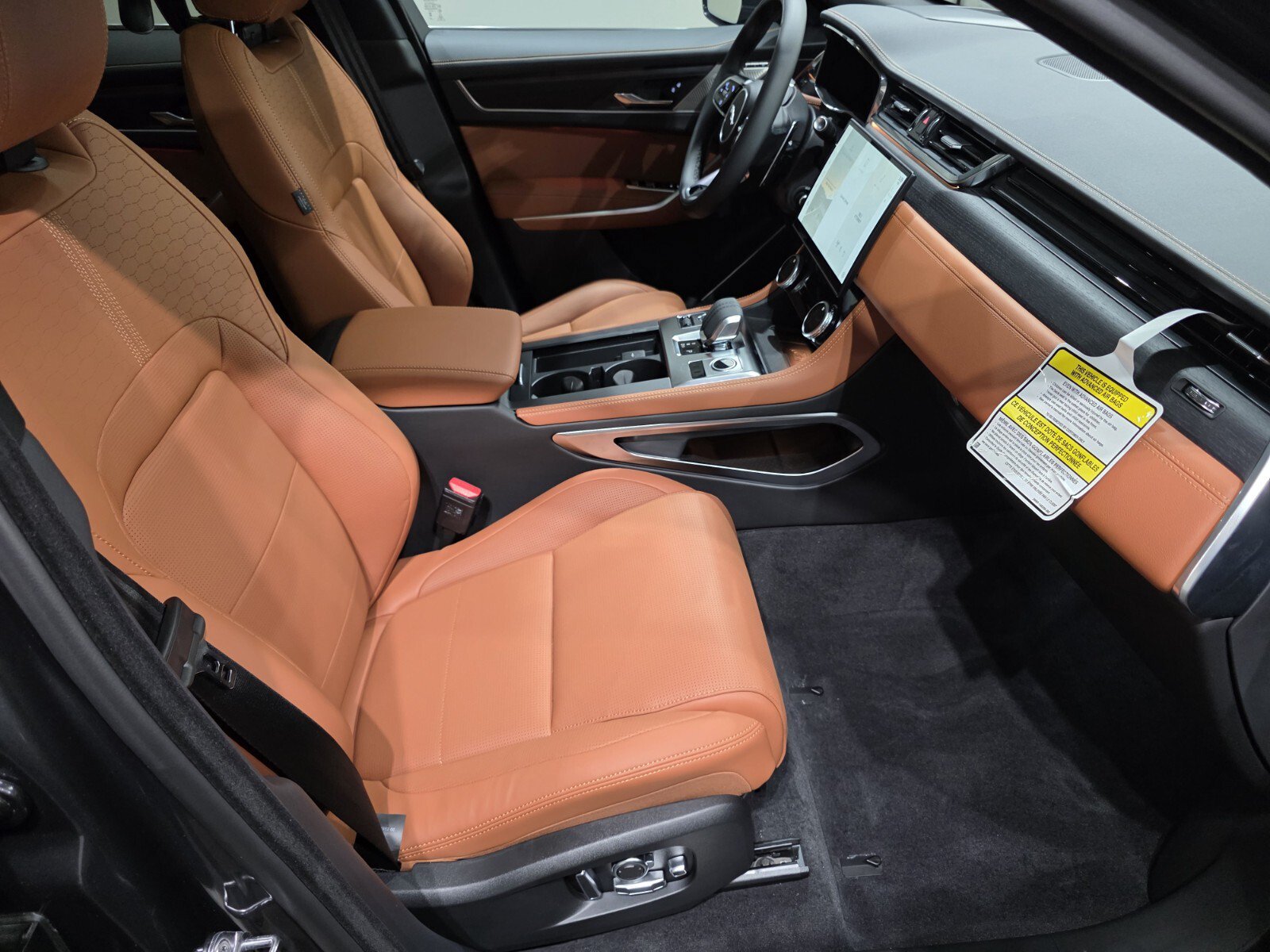 New 2026 Jaguar F-PACE R-Dynamic S AWD/4WD image 23