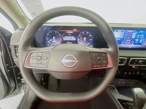 New 2026 Nissan Sentra SV FWD image 8