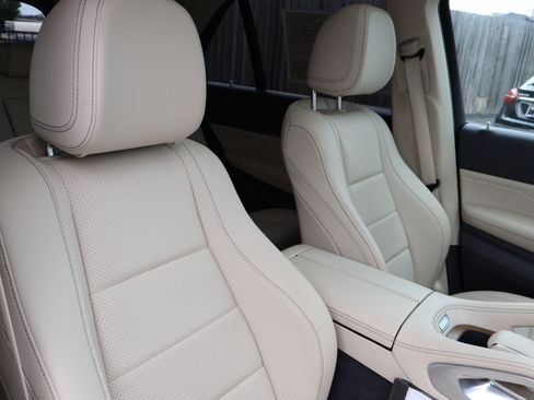Used 2020 Mercedes-Benz GLE 350 4MATIC image 33