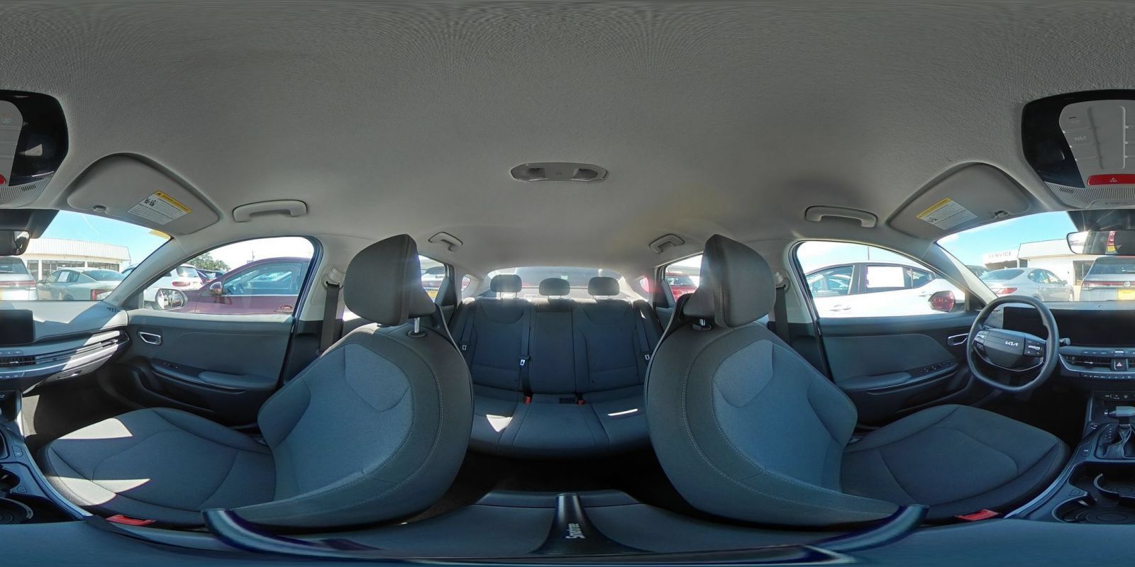 Used 2025 Kia K4 FWD image 40