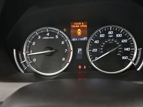 Used 2017 Acura TLX image 11