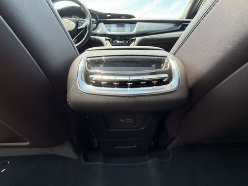 Used 2021 Cadillac XT6 Premium Luxury AWD/4WD image 29