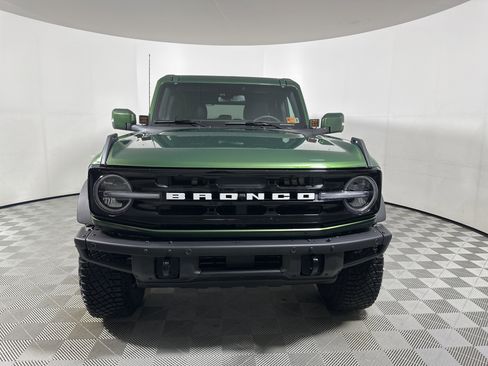 Certified 2024 Ford Bronco Outer Banks w/ Sasquatch Package image 2