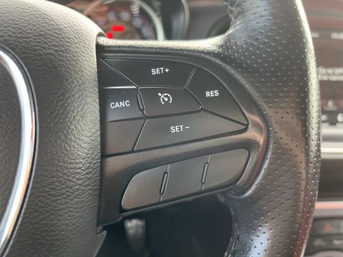 Used 2018 Dodge Challenger R/T Scat Pack image 21