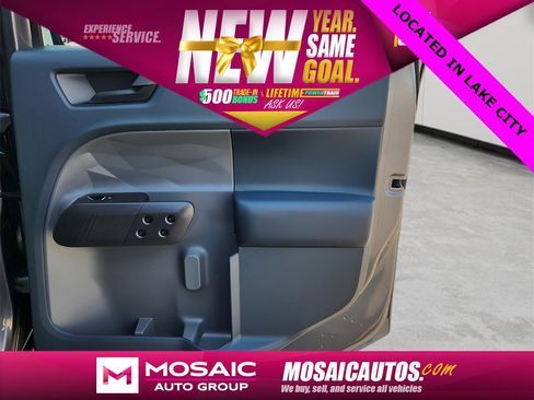 New 2025 Ford Maverick Lariat w/ Black Appearance Package image 13