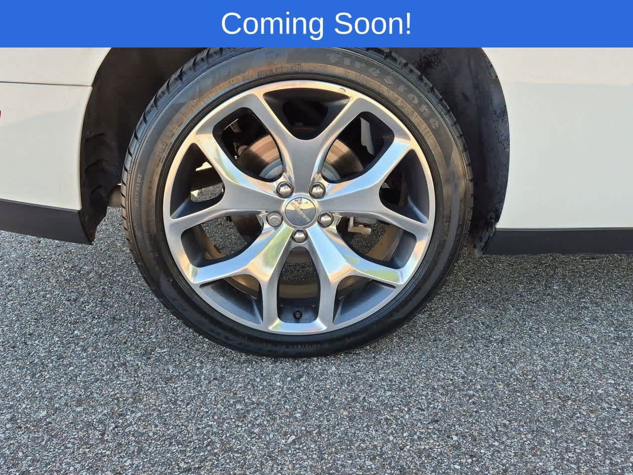 Used 2015 Dodge Challenger SXT Plus w/ Driver Convenience Group RWD image 13
